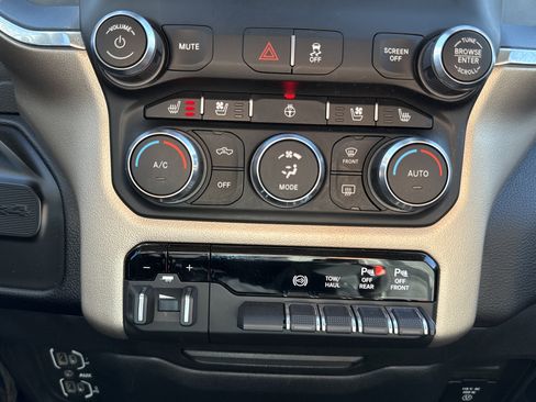 Used 2022 RAM 2500 Laramie image 23