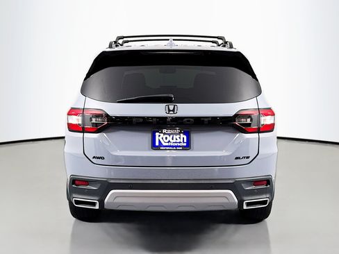 Certified 2023 Honda Pilot Elite image 6