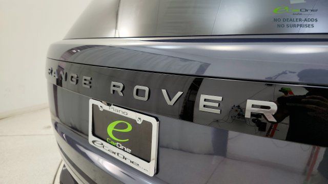 Used 2024 Land Rover Range Rover SE AWD/4WD image 32