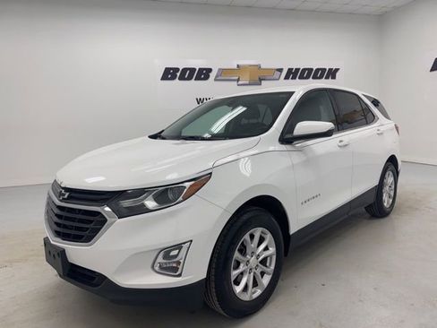 Used 2018 Chevrolet Equinox LT image 1