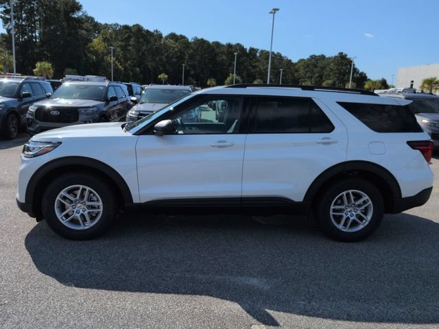 New 2027 Ford Explorer Active RWD image 7