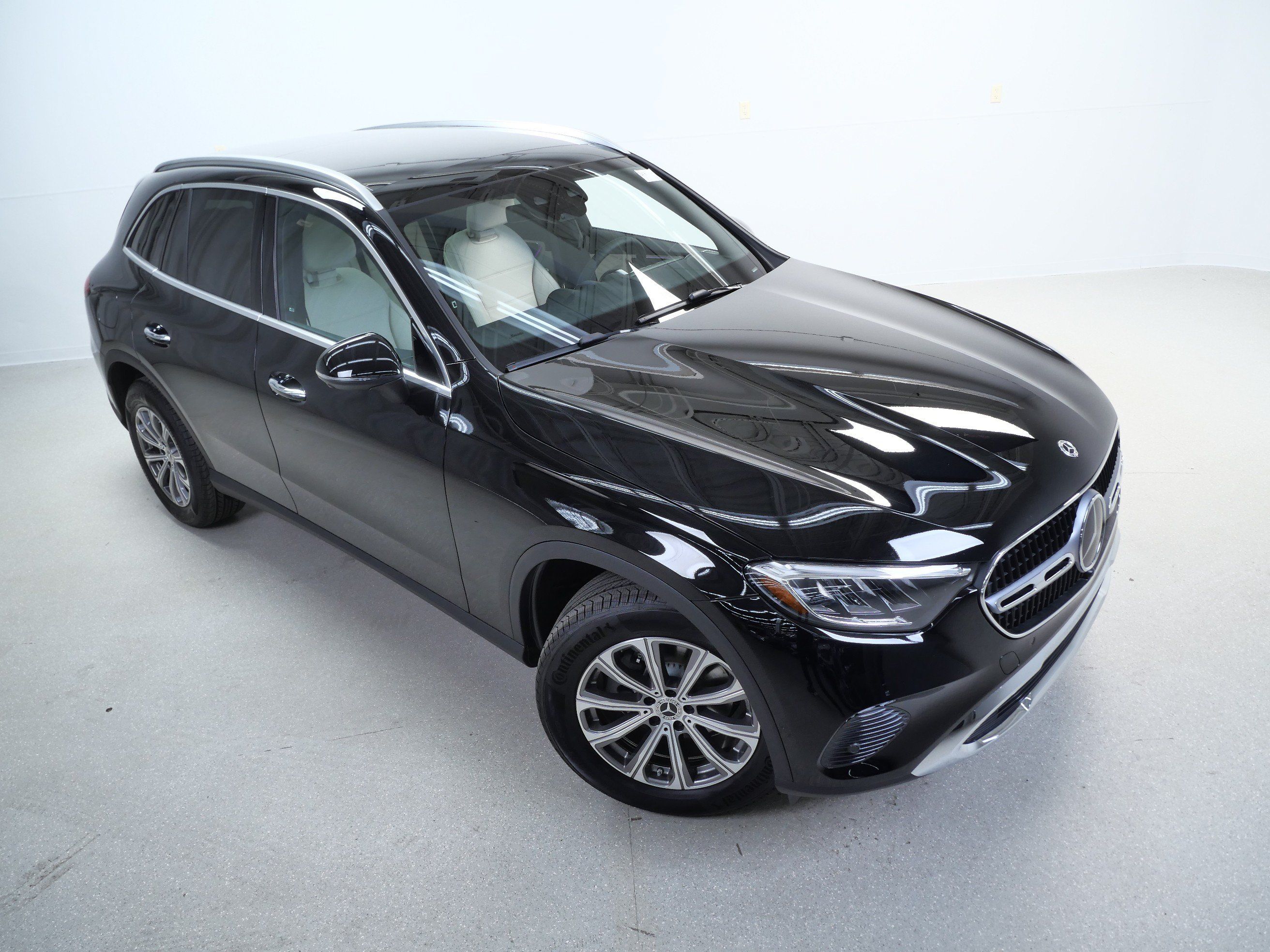 New 2026 Mercedes-Benz GLC 300 4MATIC image 4