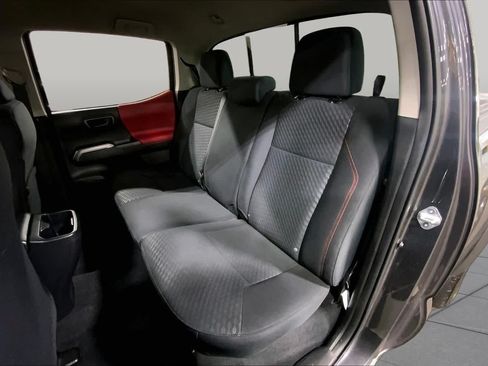 Used 2023 Toyota Tacoma SR5 AWD/4WD image 21