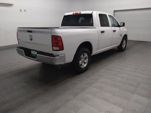Used 2022 RAM 1500 Classic SLT RWD image 9