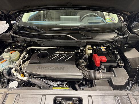 Used 2024 Nissan Rogue Platinum w/ Platinum Premium Package image 27