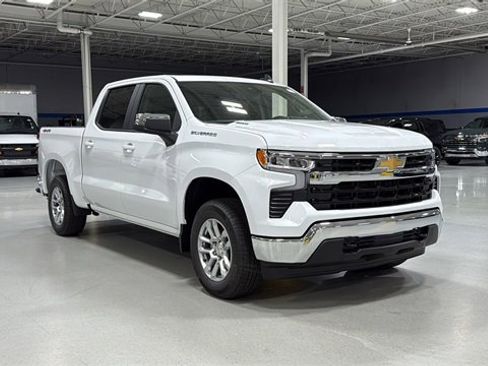 New 2026 Chevrolet Silverado 1500 LT image 2