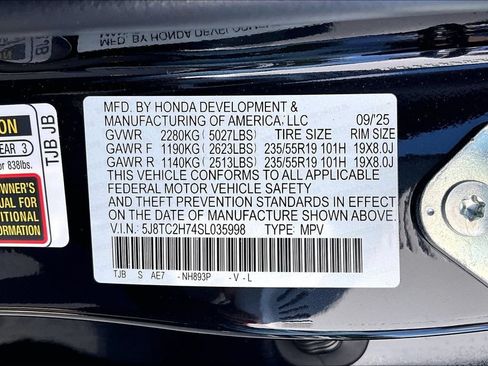 Certified 2025 Acura RDX SH-AWD w/ Advance Package image 35