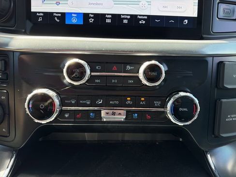 Used 2025 Ford F150 Lariat w/ Equipment Group 502A High AWD/4WD image 31