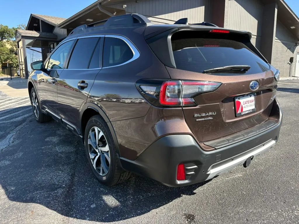 Used 2021 Subaru Outback Limited w/ Popular Package #2 AWD/4WD image 3