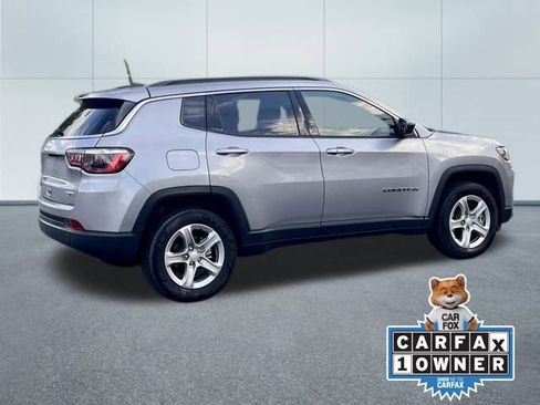 Used 2024 Jeep Compass Latitude image 16