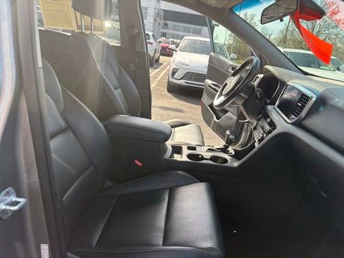 Used 2020 Kia Sportage EX AWD/4WD image 15
