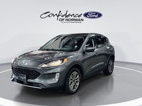 Used 2021 Ford Escape SEL w/ Technology Package AWD/4WD image 3