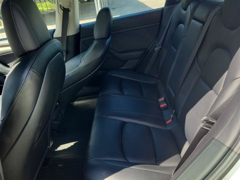 Used 2021 Tesla Model 3 Standard Range Plus RWD image 8