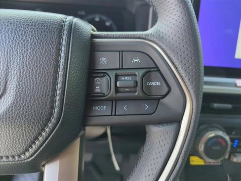 New 2026 Toyota 4Runner TRD Off-Road Premium AWD/4WD image 18