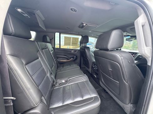 Used 2015 GMC Yukon XL Denali w/ Touring Package image 9