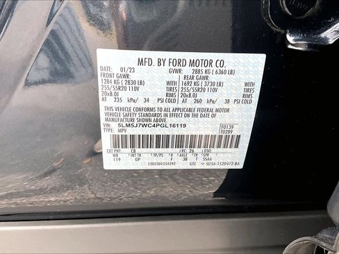 Used 2023 Lincoln Aviator Reserve w/ Equipment Group 201A image 31