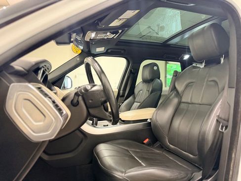 Used 2017 Land Rover Range Rover Sport HSE AWD/4WD image 13
