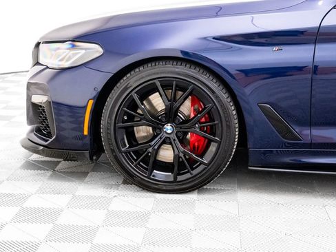 Used 2021 BMW M550i xDrive w/ Dynamic Handling Package image 38