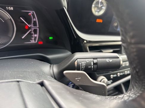 Used 2022 Lexus ES 300h image 19