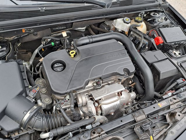Used 2024 Chevrolet Malibu LT FWD image 27