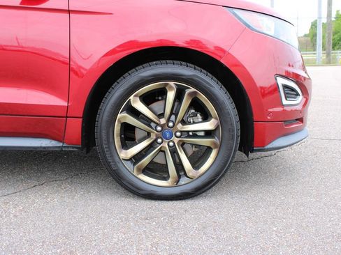 Used 2018 Ford Edge Sport w/ Equipment Group 401A AWD/4WD image 5