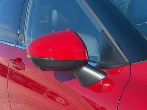 Used 2025 Mitsubishi Outlander SEL FWD image 11