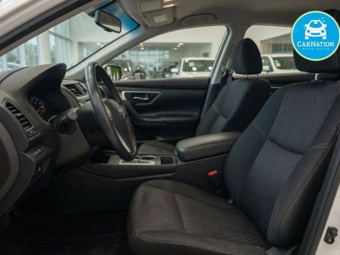Used 2017 Nissan Altima 2.5 SV FWD image 6