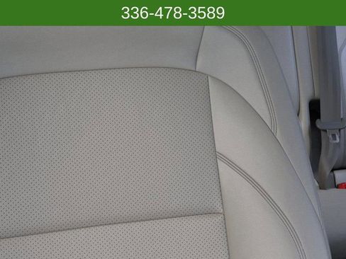 New 2025 Lincoln Nautilus Premier w/ Equipment Group 102A image 16