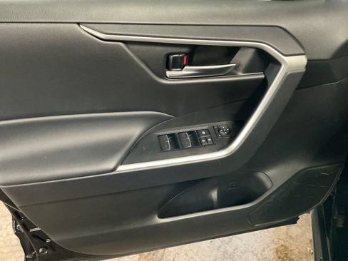 Certified 2025 Toyota RAV4 XLE AWD/4WD image 13