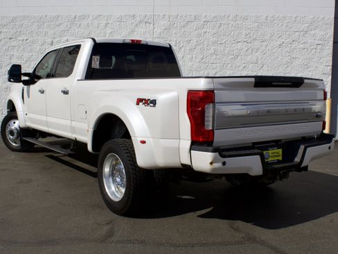 Used 2019 Ford F450 Limited image 8