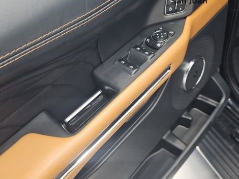 Used 2022 Ford Expedition Max Platinum image 32