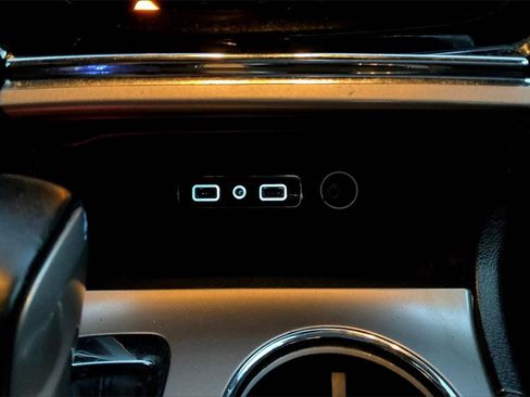 Used 2022 Jeep Grand Cherokee Laredo X image 15