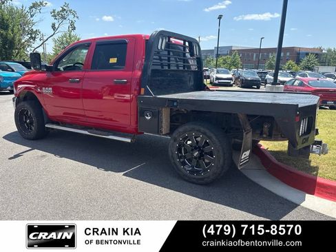 Used 2018 RAM 3500 Tradesman w/ Chrome Appearance Group AWD/4WD image 3