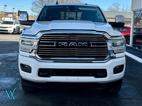 Used 2023 RAM 2500 Laramie AWD/4WD image 2