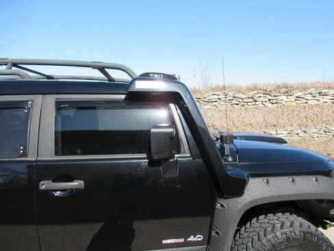 Used 2007 Toyota FJ Cruiser 4WD image 7