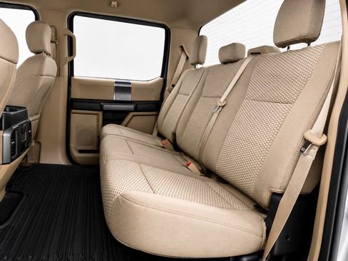 Used 2020 Ford F150 XLT w/ Equipment Group 302A Luxury AWD/4WD image 17