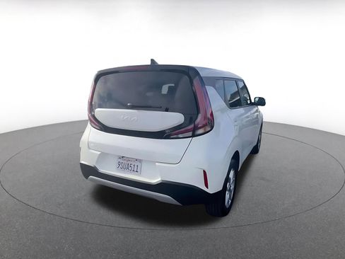 Used 2025 Kia Soul LX w/ LX Technology Package image 14