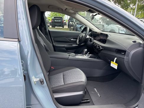 New 2026 Nissan Sentra SV w/ Floor Mat Package FWD image 17