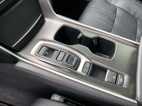 Used 2018 Honda Accord EX-L image 17