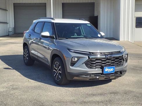 New 2025 Chevrolet TrailBlazer ACTIV w/ Convenience Package image 1