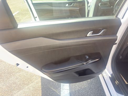 Used 2023 Kia K5 LXS FWD image 19