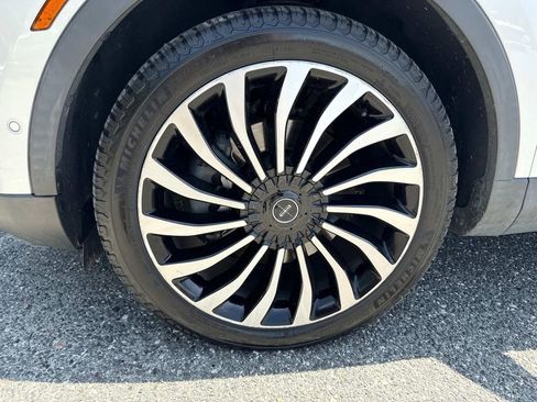 Used 2019 Lincoln Nautilus Black Label image 10