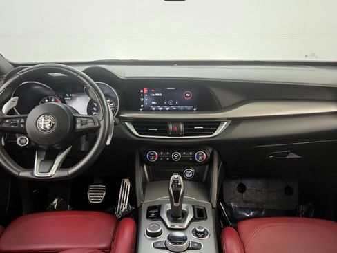 Used 2022 Alfa Romeo Stelvio Veloce AWD/4WD image 21