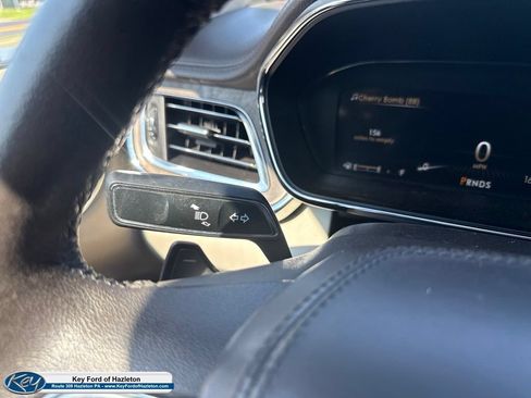 Used 2018 Lincoln Continental Premiere AWD/4WD image 28
