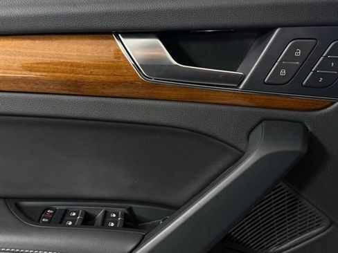 Used 2023 Audi Q5 2.0T Premium Plus w/ Premium Plus Package image 12