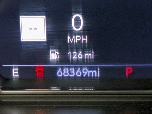 Used 2020 GMC Sierra 1500 AT4 w/ AT4 Premium Package image 16