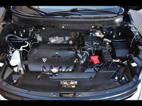 Used 2021 Mitsubishi Outlander Sport SE image 36