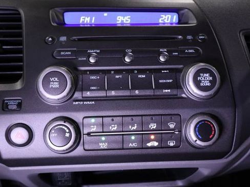 Used 2011 Honda Civic DX-VP image 18