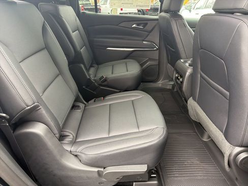 New 2026 Chevrolet Traverse LT image 37