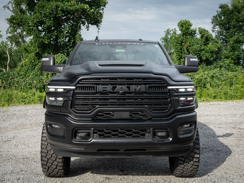 New 2026 RAM 2500 Laramie w/ Night Edition AWD/4WD image 8
